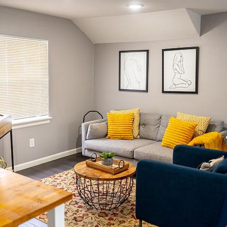 Super Cozy 2 Bedroom With Fast Wifi And Queen Bed Close To Downtown Houston!! Экстерьер фото